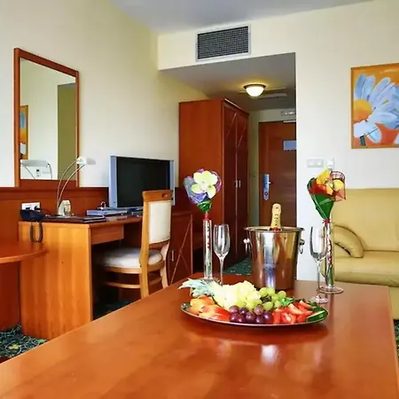 Hotel Primavera & Congress Centre