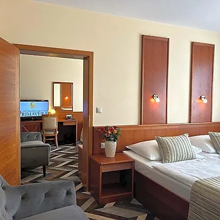 Primavera & Congress Centre Hotel 4*
