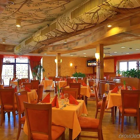 Primavera & Congress Centre Hotel Plzen