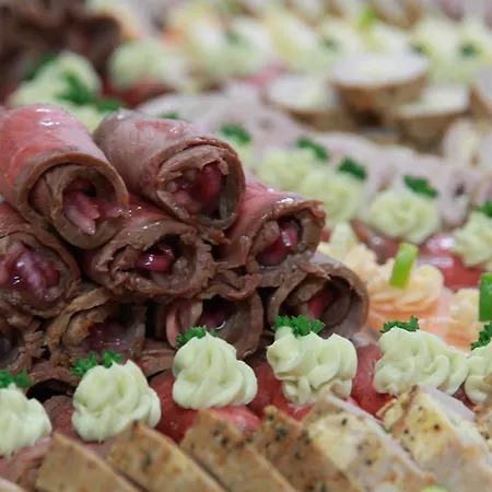 Primavera & Congress Centre 4*