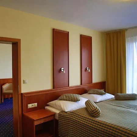 Hotel Primavera & Congress Centre