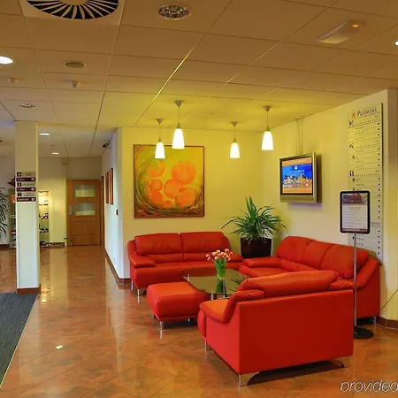 Primavera & Congress Centre Hotel