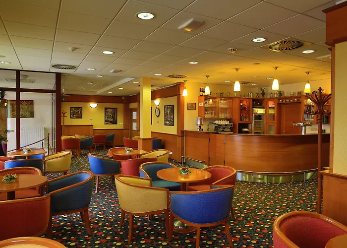 Hotel Primavera & Congress Centre 4*