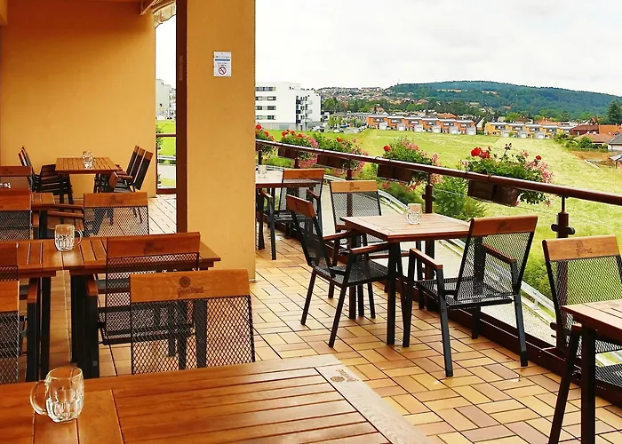 Primavera & Congress Centre Hotel 4*