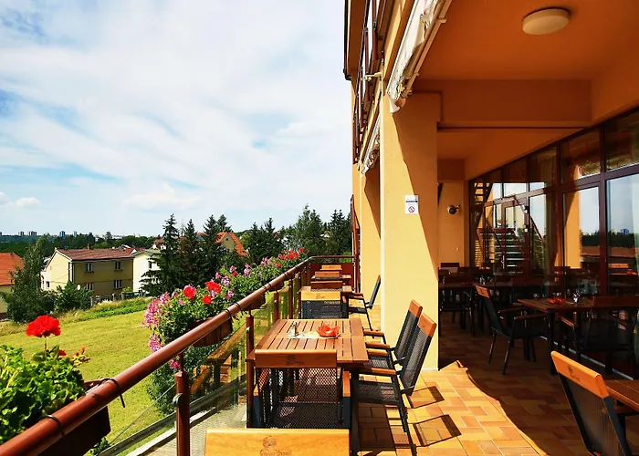 Primavera & Congress Centre 4*