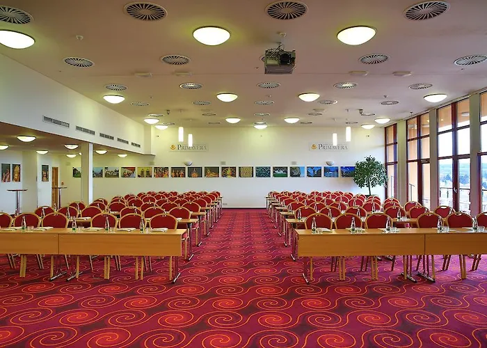 Primavera & Congress Centre