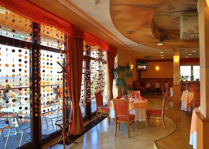 Hotel Primavera & Congress Centre